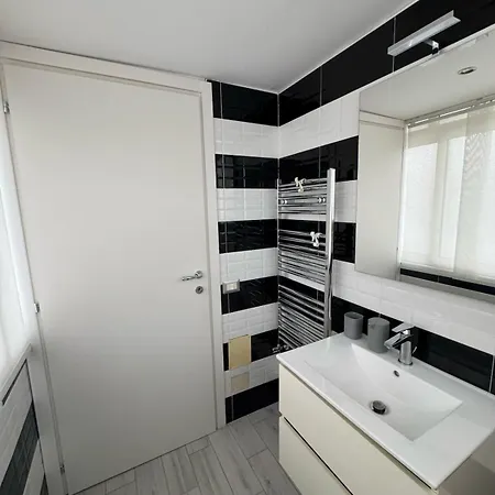 Dimoretta House - Penthouse With A View Of Mount Etna アパート