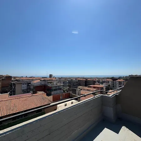 Dimoretta House - Penthouse With A View Of Mount Etna *